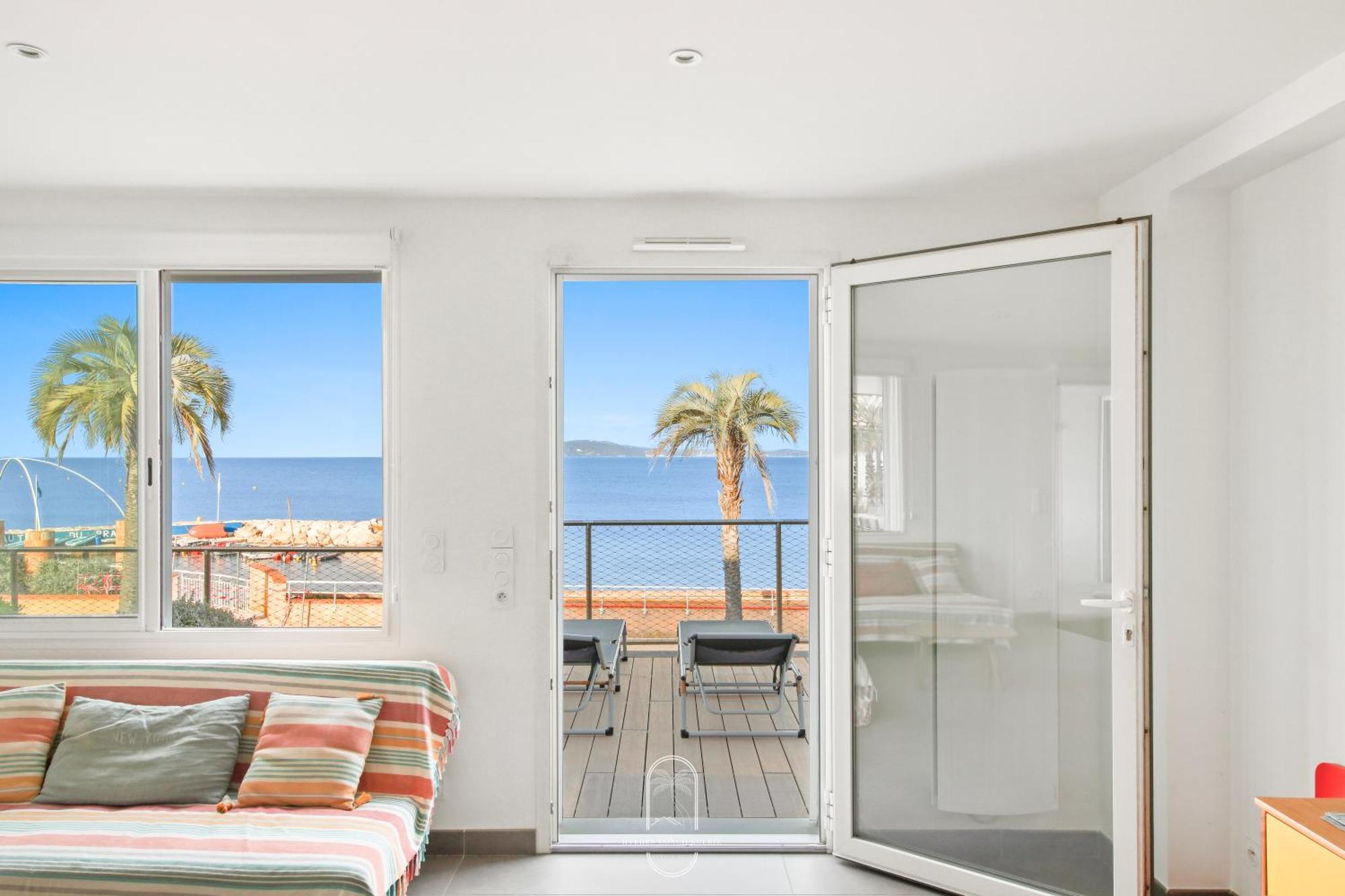 Villa Antoine Appartement Rdj Vue Mer Clim Wifi Parking Plage 50M La Garonne Le Pradet Εξωτερικό φωτογραφία