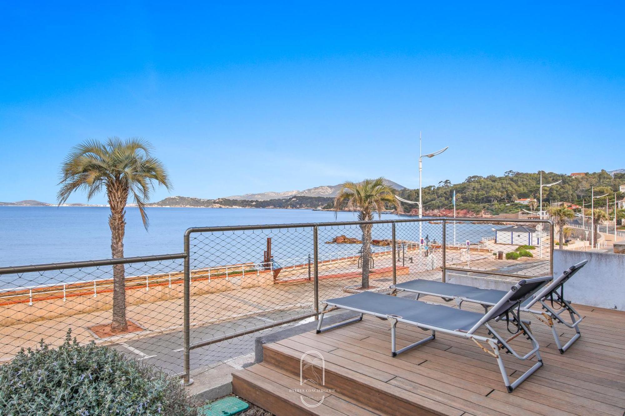 Villa Antoine Appartement Rdj Vue Mer Clim Wifi Parking Plage 50M La Garonne Le Pradet Εξωτερικό φωτογραφία